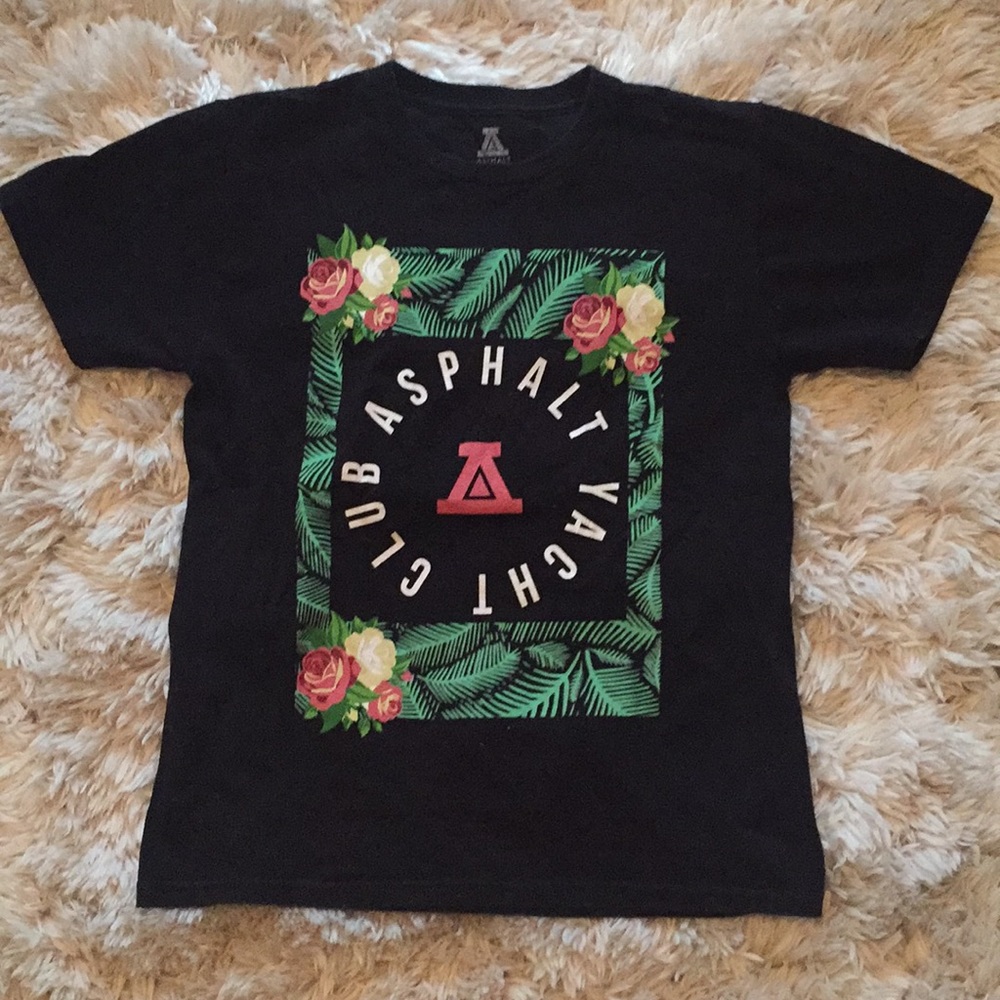 Asphalt tee